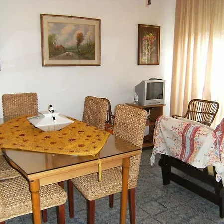 Villa Viletta Pioppi Lido delle Nazioni